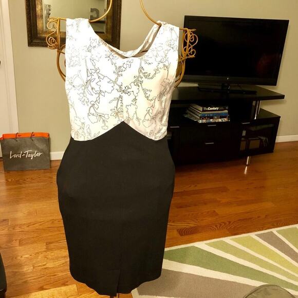 CLASSIQUES ENTIER Black & White Silk Sheath Dress Women's Size 6 - Picture 9 of 9